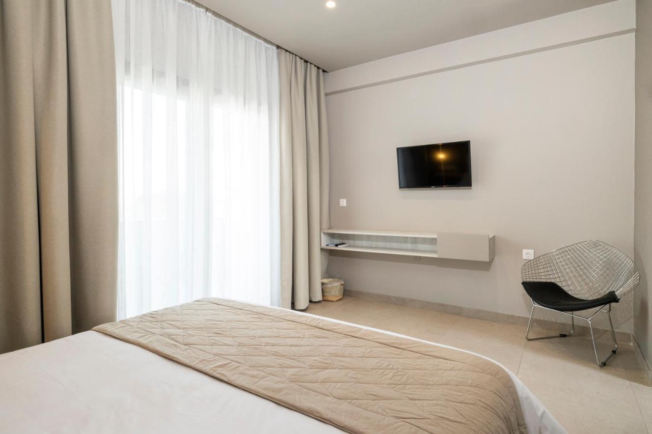 Rigas Supreme Hospitality Aparthotel Afytos Exterior photo
